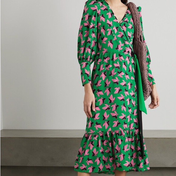Diane Von Furstenberg Dresses & Skirts - DIANE VON FURSTENBERG
Blade floral-print chiffon midi wrap dress